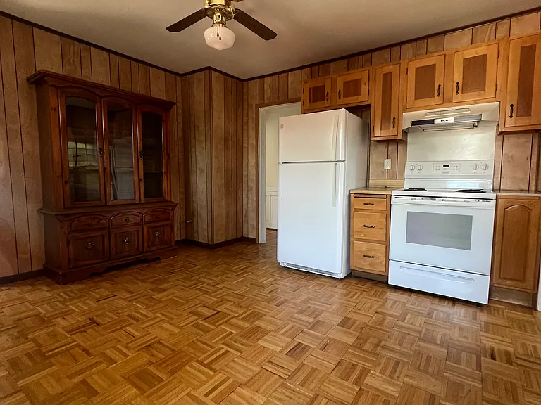 156 Narragansett St #2 — Photo 12