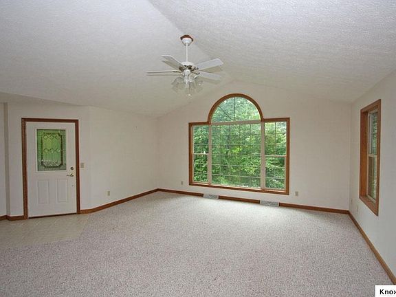 2nd image of 700 King Beach Dr