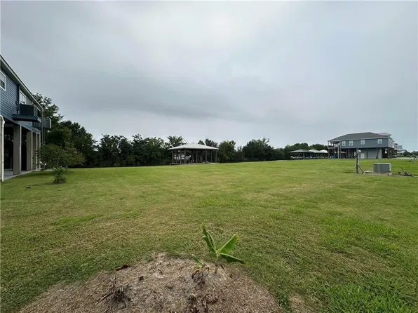 Fort Beauregard Blvd, Saint Bernard, LA 70085