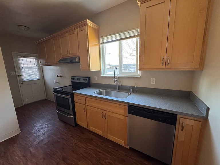 3272 Briggs Ave #A — Photo 4