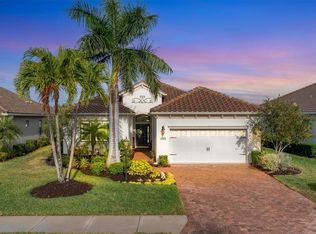 10828 Trophy Dr, Englewood, FL 34223