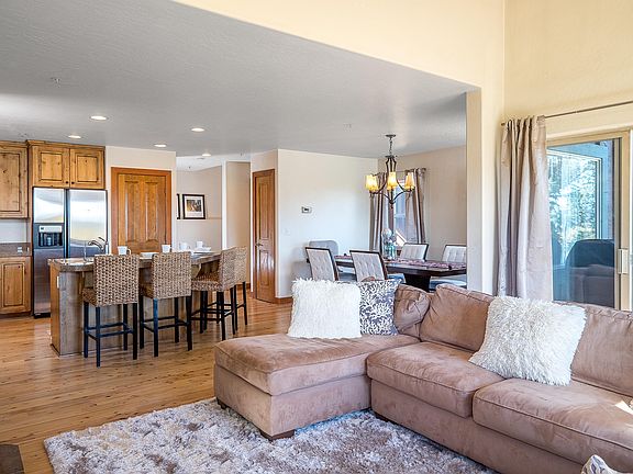 3rd image of 5241 Cove Canyon Dr #B