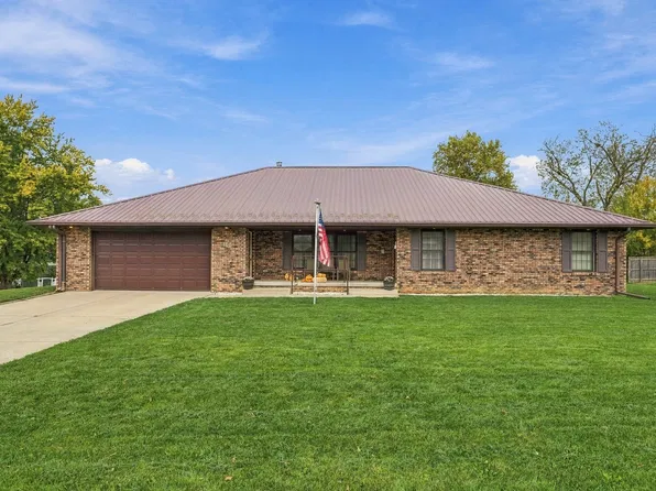 1011 W Mill St, Bloomington, IL 61701
