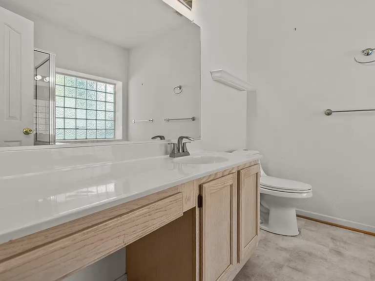 5509 Bulls Bay Dr #1 — Photo 15