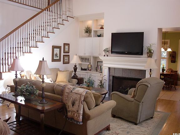4th image of 102 Palmetto Place