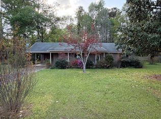 269 Eulie Dr, Columbus, MS 39702