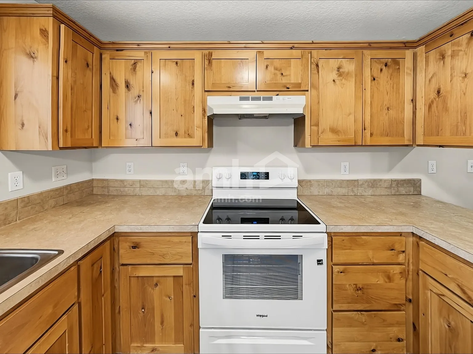 3 bed, 2.5 bath, 1424 sqft, $2,530 — Photo 4