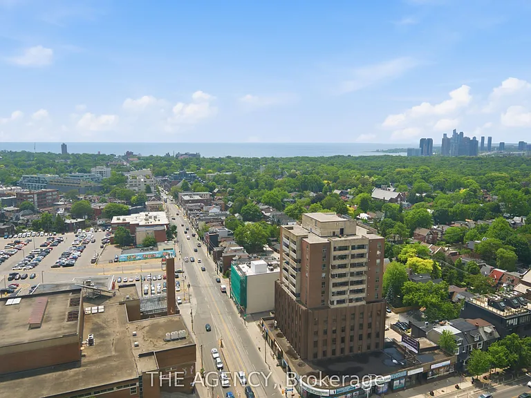 2350 Dundas St W #2511A — Photo 3