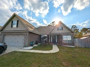 3594 Topaz Cir, Navarre, FL 32566