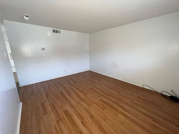 2nd image of 6042 Knoll Krest Dr