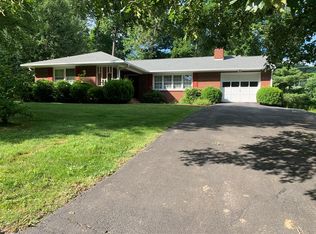 691 Dogwood Ln, Marion, VA 24354