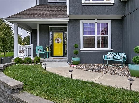 2nd image of 8004 N Mattox Ave