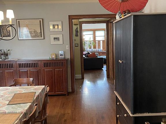 5th image of 6429 N Fairfield Ave #2
