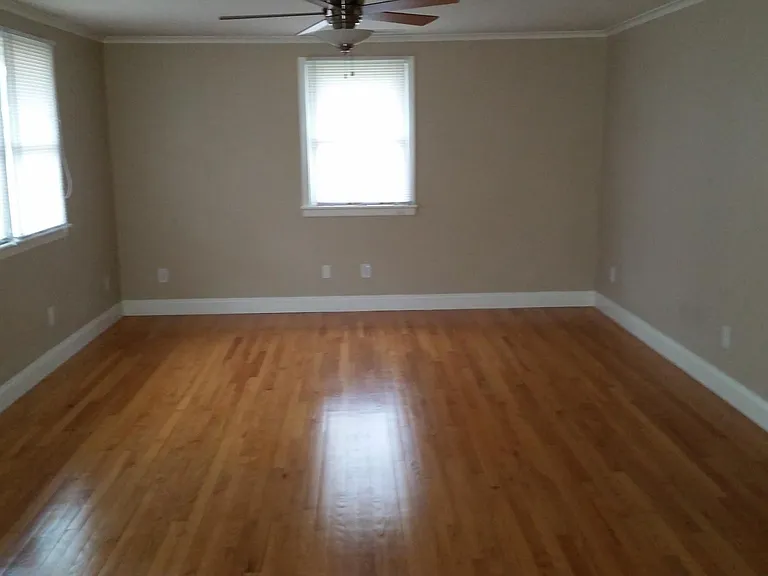 107 Jennings Dr — Photo 6