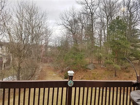 3rd image of 25 Scenic Dr #25