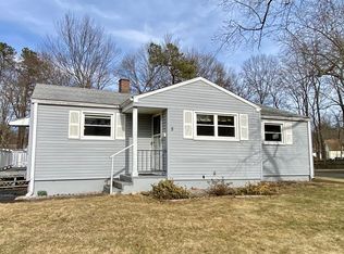 8 Concord Ter, Enfield, CT 06082