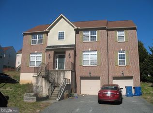 3 William Davis Ct, Newark, DE 19702