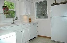 4th image of 2957 11th Ave #C