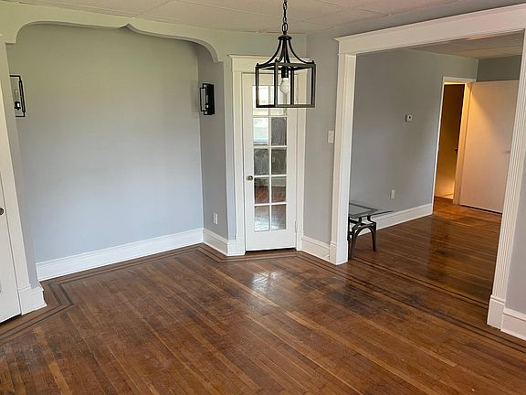 4th image of 7737 Walker St Floor 2