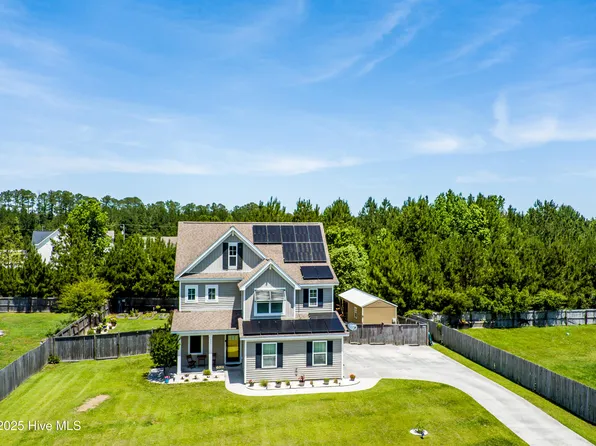 403 Stanford Court, Maysville, NC 28555