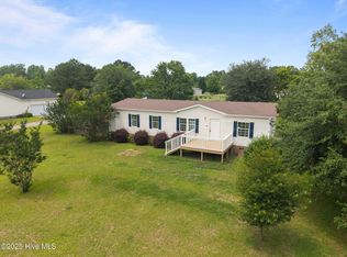 143 Grey Beard Dr, Rocky Point, NC 28457