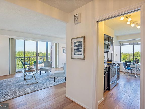 4th image of 5800 Nicholson Ln #1-903
