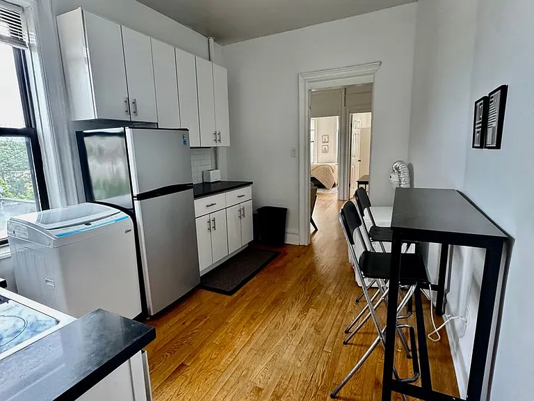 2403 Cambreleng Ave — Photo 31