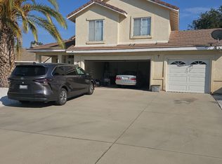 985 Windsong Ln, San Jacinto, CA 92582