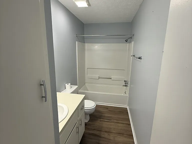 315 Pine Cir — Photo 8