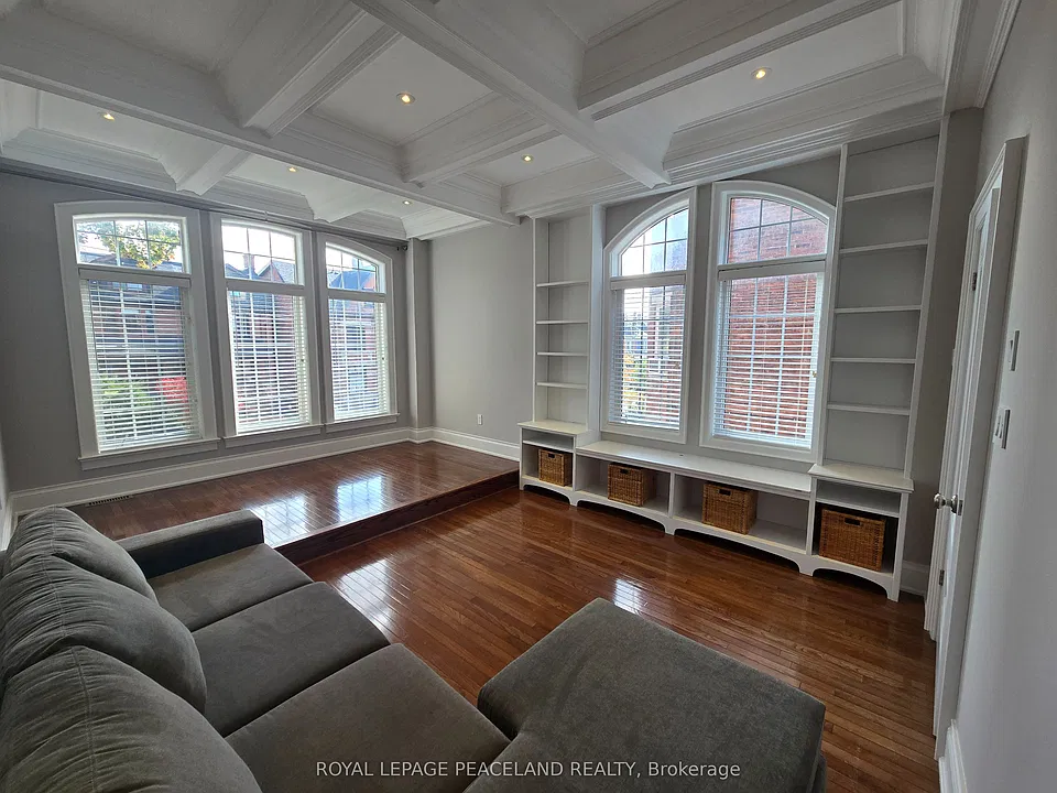 322 Clinton St #MAINHSE