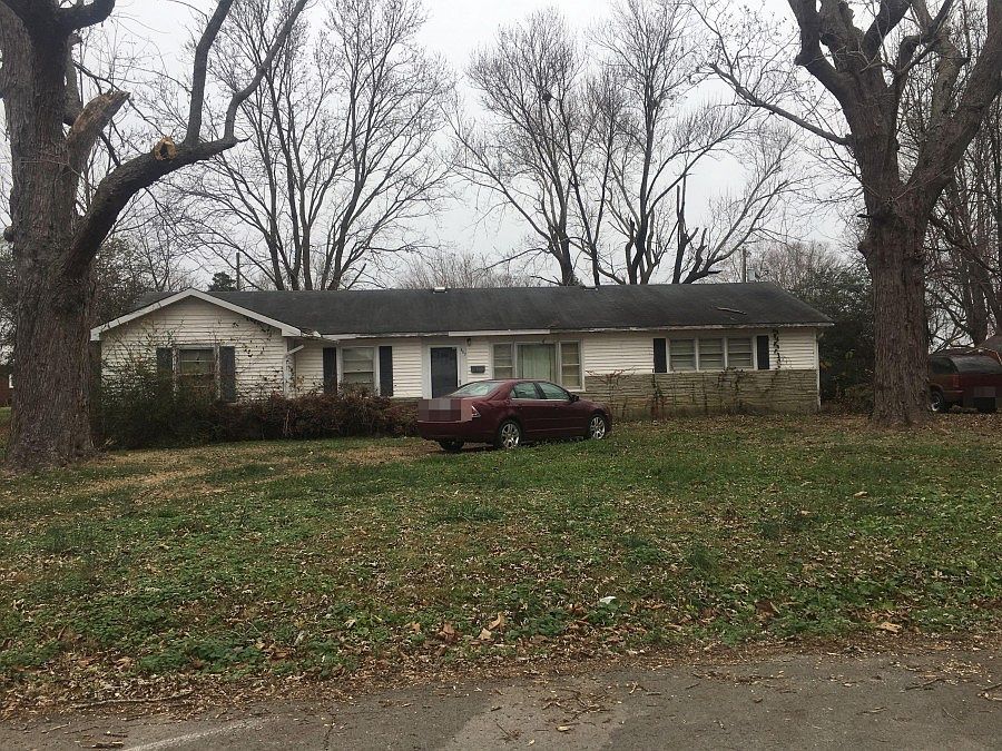 1st image of 807 Cumberland Dr