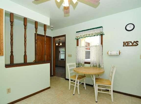 4th image of 2410 W Alvina Ave