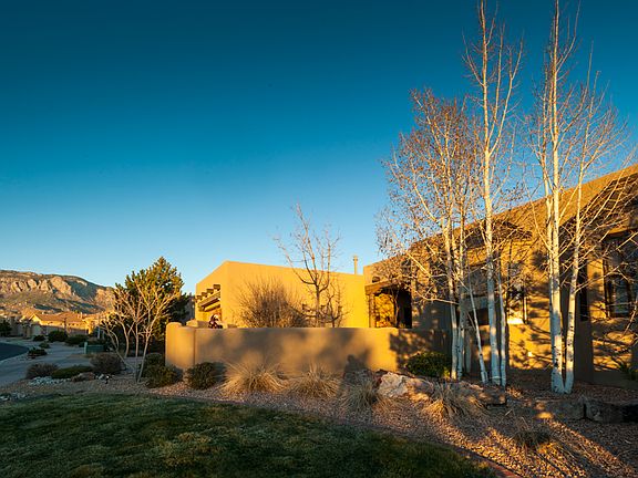 2nd image of 5308 Canyon Bluff Trl NE