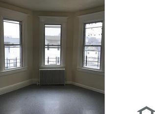 9 Riverview Pl APT 3, Yonkers, NY 10701