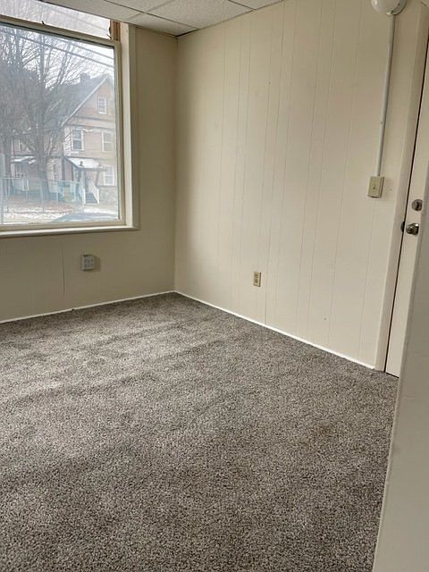 2nd image of 123 Park Ave #10976018