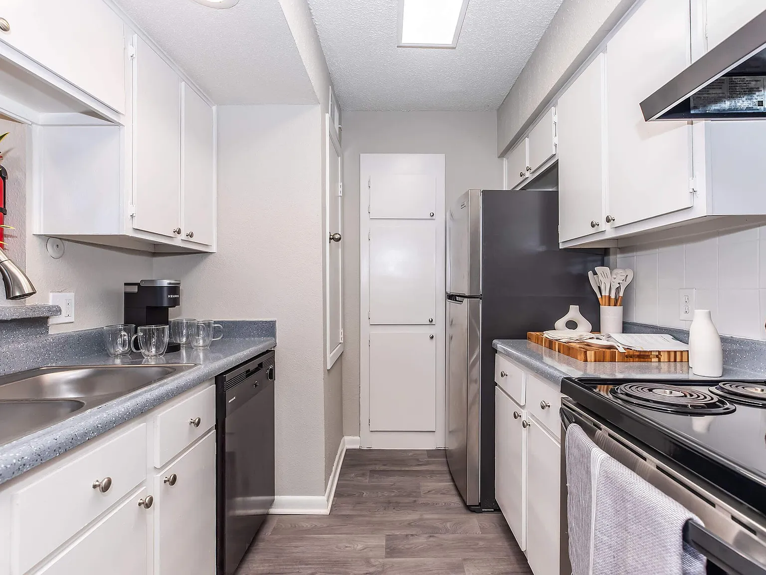 Solace Apartments — Photo 1