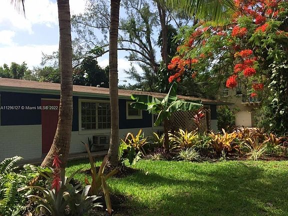 3rd image of 212 Lauderdale Trl #12