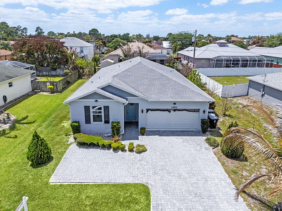 1st image of 3482 SW Rosser Boulevard