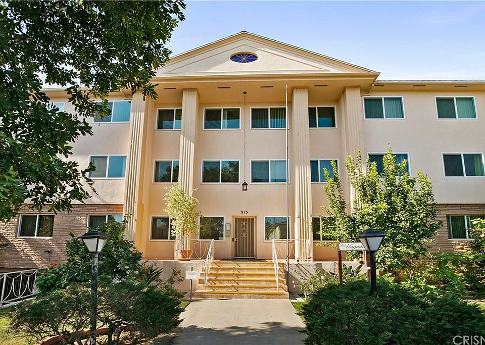 1st image of 315 N Louise St Unit 211