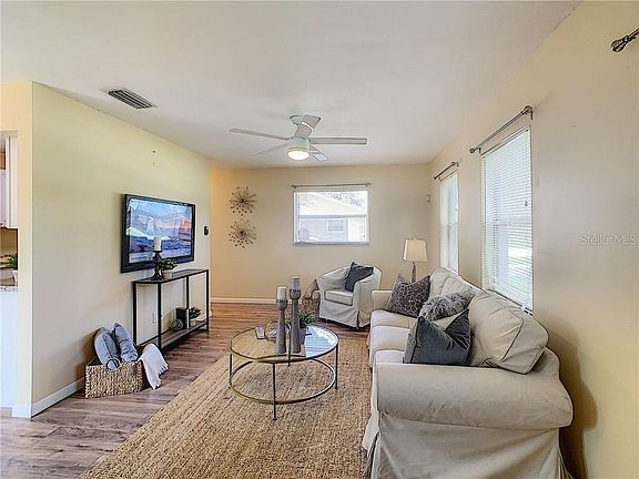 5th image of 798 Wakulla Dr SE