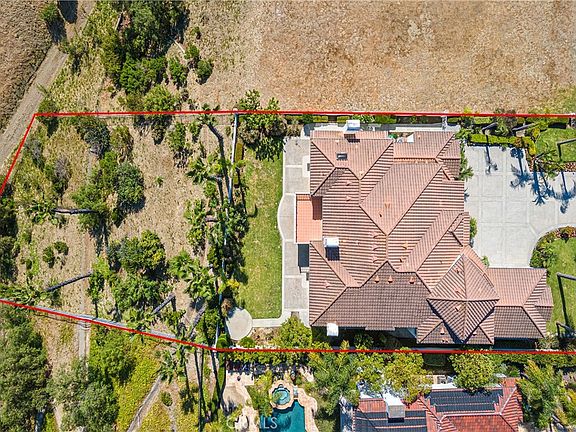5th image of 25191 Rockridge Rd