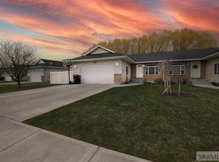 900 S Clara Ct, Ammon, ID 83406