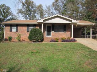 525 Hilldale Cir, Winder, GA 30680