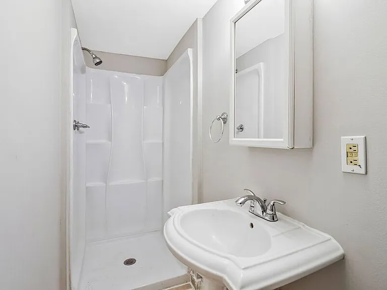6208 7th St NW — Photo 26