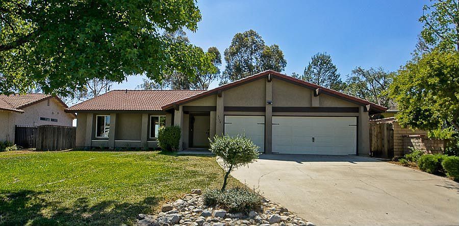 1st image of 1158 Oak Knoll Ter