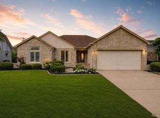 3259 Kirkton Dr, Sterling Heights, MI 48310