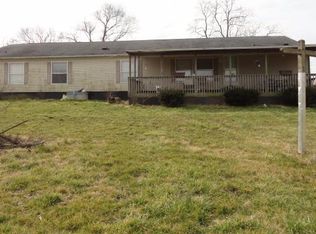 893 Blacks Cross Rd, Paris, KY 40361
