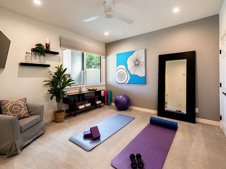 29402 Deerview Ct — Photo 36