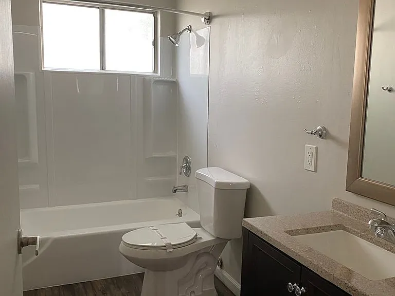 1365 Stardust St — Photo 3