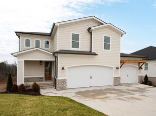 1838 River Breeze Dr, Soddy Daisy, TN 37379